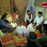 Singgah Sahur di Situjuah Batua, Gubernur Mahyeldi Salurkan Bantuan Bedah Rumah untuk Ical
