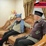 Gubernur Mahyeldi Menerima Secara Simbolis Bantuan Rp1,6 Miliar dari PERADI untuk Mendukung Pemulihan Fasilitas Umum Terdampak Bencana di Sumbar