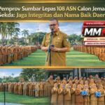 Pemprov Sumbar Lepas 108 ASN Calon Jemaah Haji, Sekda: Jaga Integritas dan Nama Baik Daerah