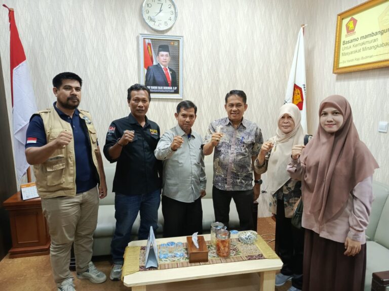 DPRD Sumbar Siap Kawal Program Keterbukaan Informasi PJKIP Padang hingga APBD 2027