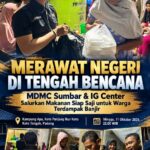 Merawat Negeri di Tengah Bencana, MDMC Sumbar dan IG Center Salurkan Makanan untuk Warga Terdampak Banjir di Padang